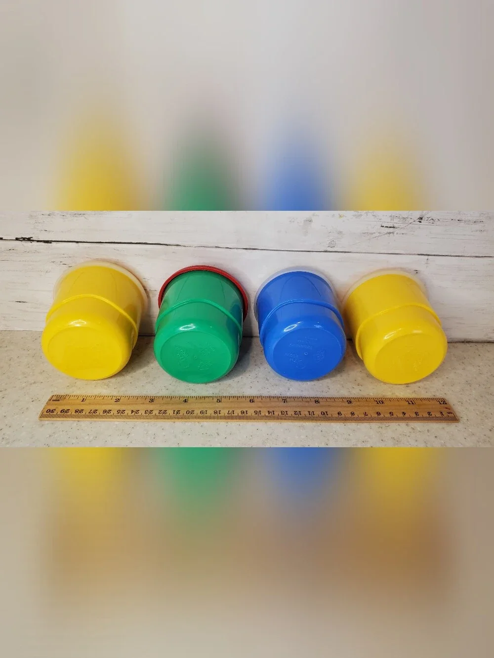 Vintage Tupperware Set of 4 7 oz Snack Cups w Lids Meal Prep Kids Lunch Containe